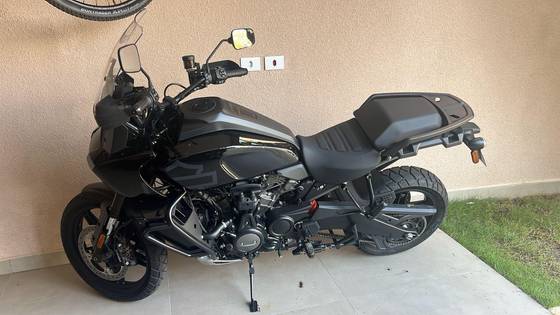 HARLEY-DAVIDSON PAN AMERICA 1250 S 